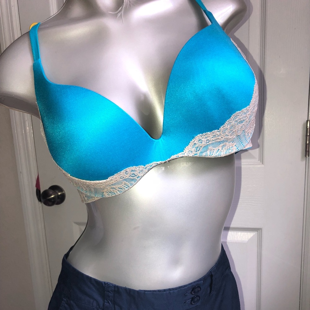 ⭐️Victoria Secret very sexy push up bra